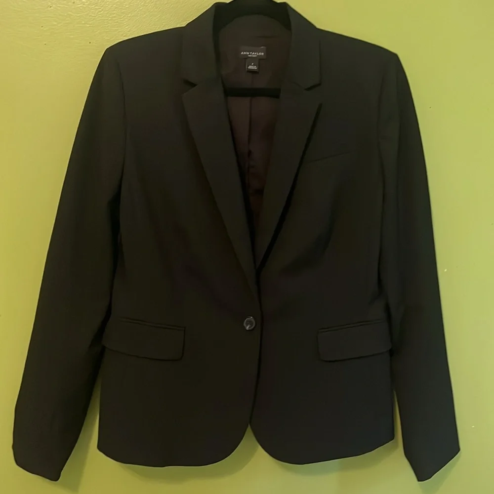 Ann Taylor The One-Button Blazer